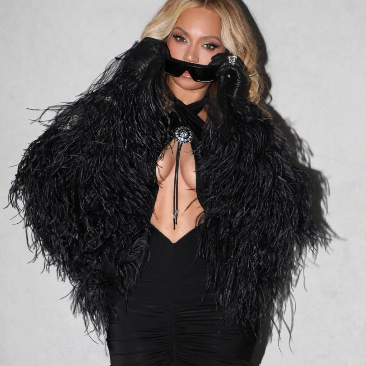 Beyonce wearing Lionheart -18k White Gold Park Diamond Cocktail Ring.