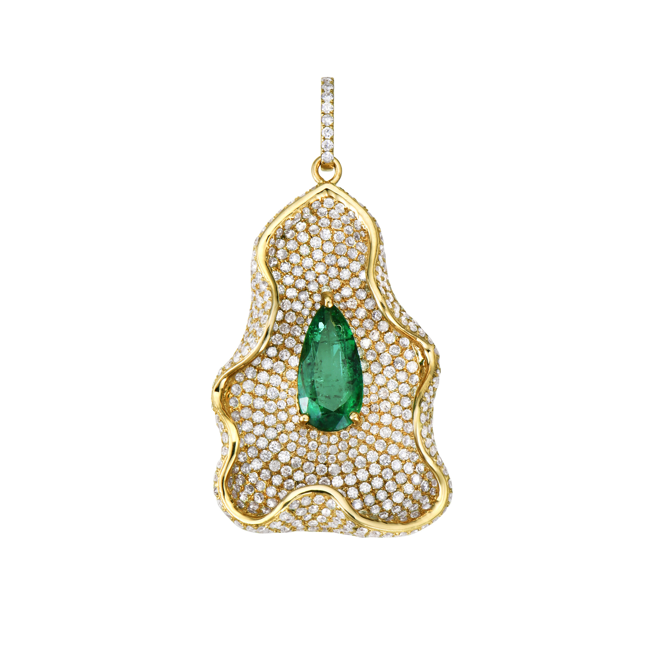 Emerald And Diamond Shell Pendant In 18K Yellow Gold